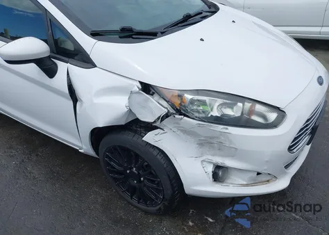 2019 Ford Fiesta Se из США, поврежденный, VIN 3FADP4BJ2KM143337